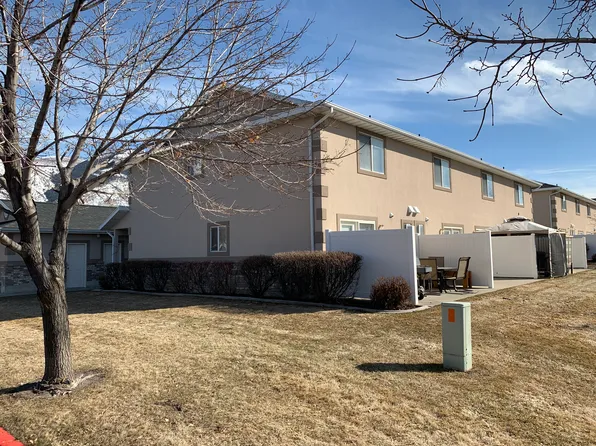 2421 N 400 E APT V2, North Ogden, UT 84414