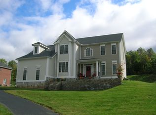 270 Scarborough Ln, Middletown, CT 06457