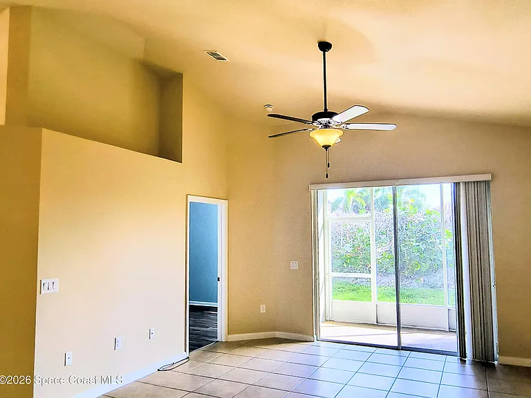 490 Bismarck Way #48 — Photo 14