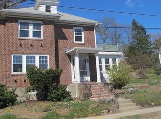 1 Arden Rd, Watertown, MA 02472