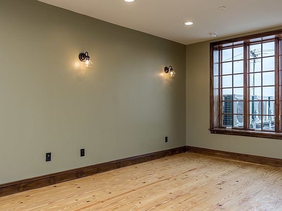 5th image of 45 Newel St #3R