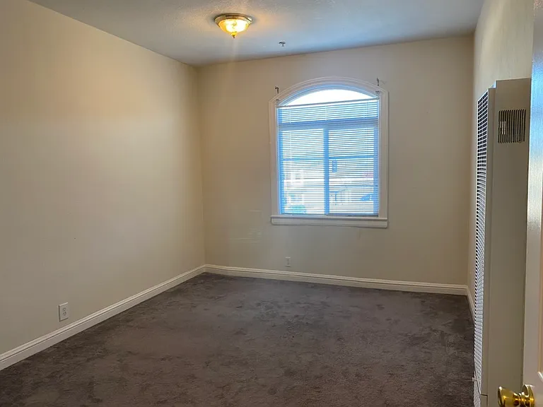 2454 S El Camino Real — Photo 11