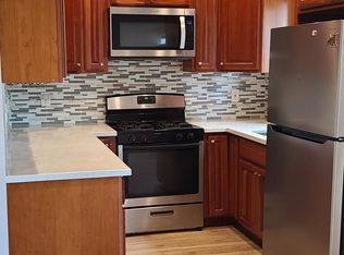 215 Peoria St, Daly City, CA 94014
