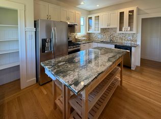 4116 Adeline St, Emeryville, CA 94608
