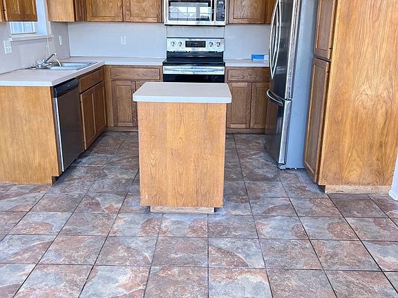 2nd image of 3601 Dominion Rdg