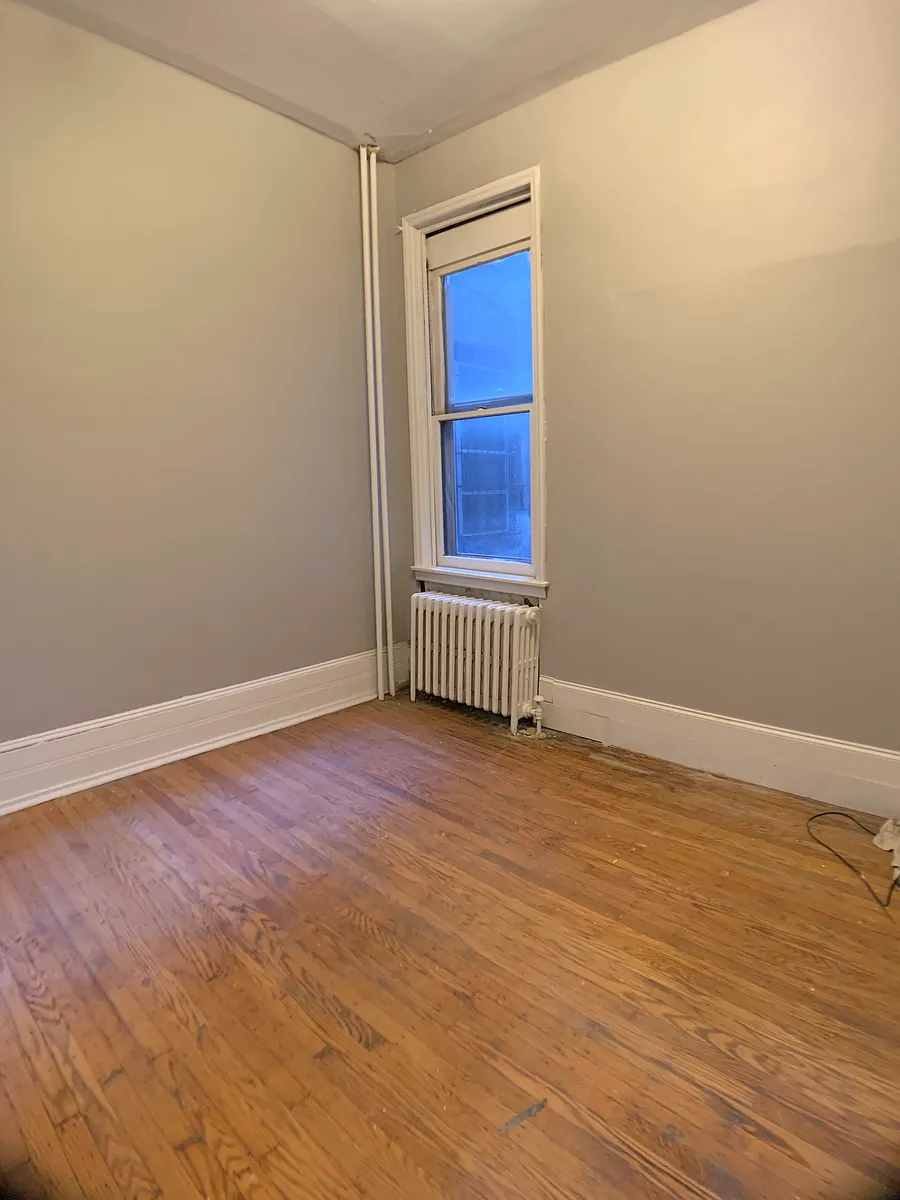 Building Photo - 405 S 40th St #1F