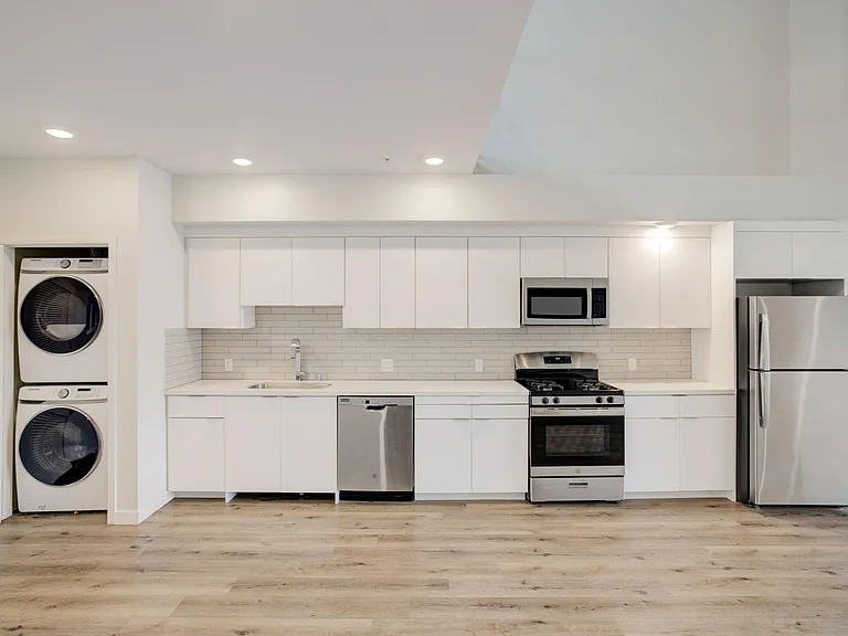 2783 Francis Ave — Photo 40