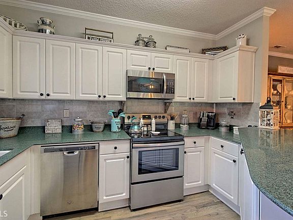 5th image of 94 Gleneagle Ct Unit 104