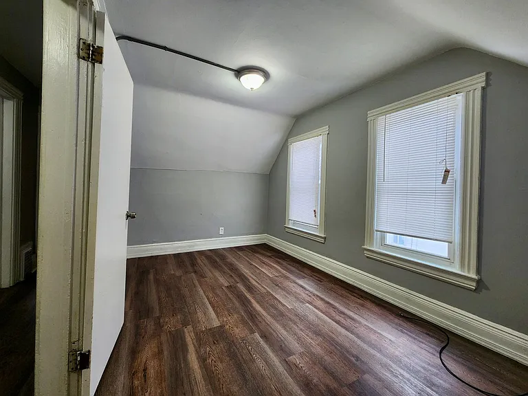 670 Garson Ave — Photo 14