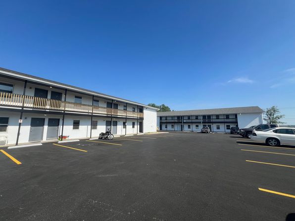 335 E North St #260