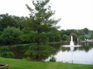 55 Cambridge Ct #T-5, Madison, NJ 07940