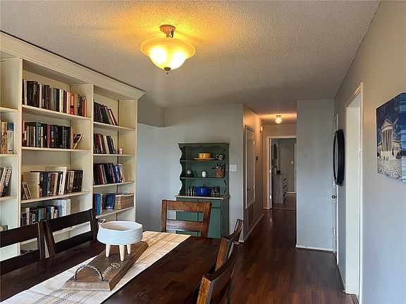 5th image of 4318 Tanya Cir