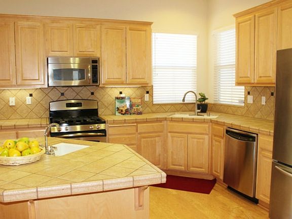 3rd image of 1204 Bluegrass Ct