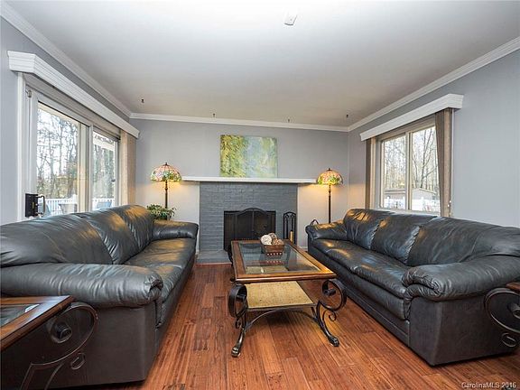 3rd image of 5525 Mallard Dr S