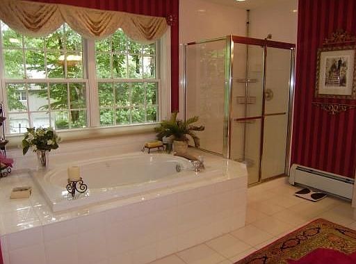 Master Bath for Royalty