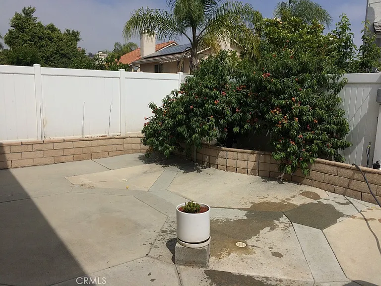 2196 Rancho Hills Dr — Photo 22