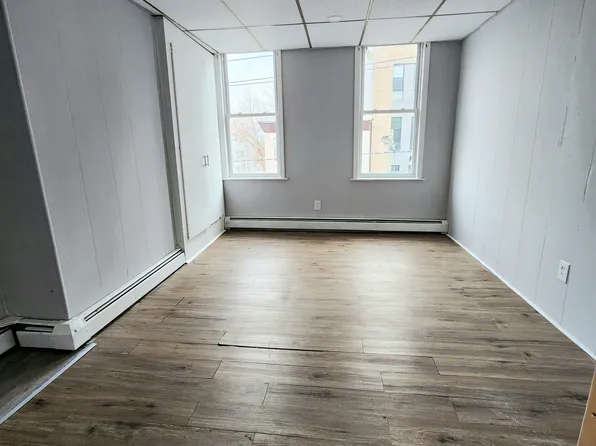 583 Palisade Avenue image 5 of 6