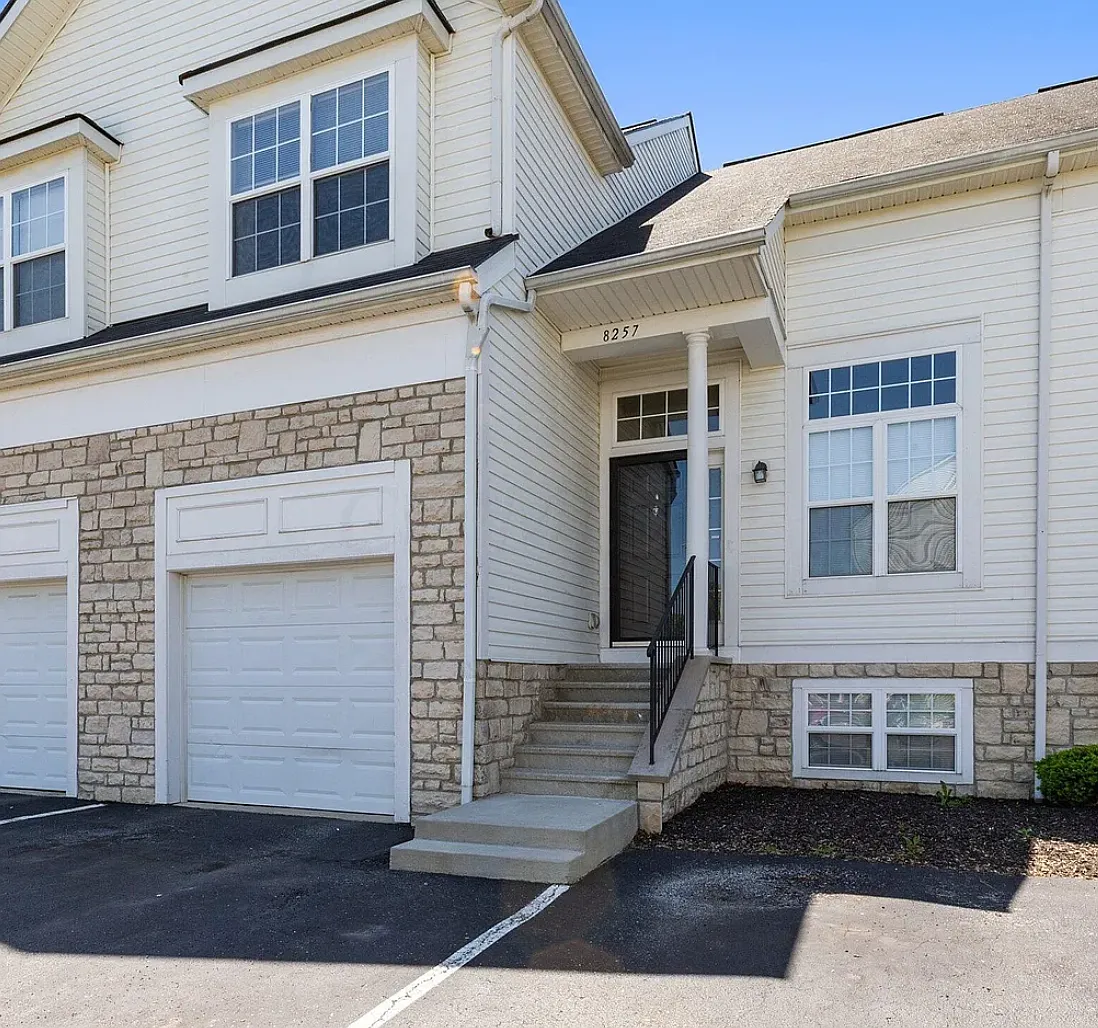2 bed, 1862 sqft, $1,800 — Photo 1