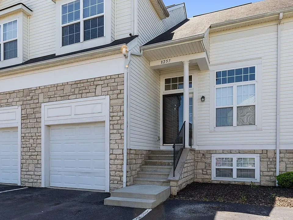 8257 Deering Oaks Dr