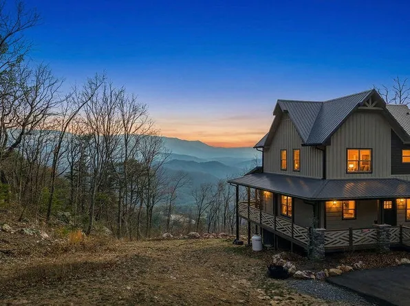 1852 Mountain Ash Way, Sevierville, TN 37876