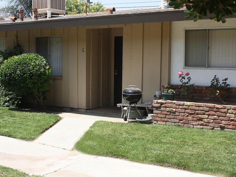 2nd image of 4607 Plaza Ln #A