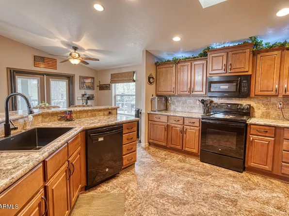 3636 Pine Rim Drive, Overgaard, AZ 85933