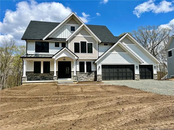 206 Edgewater Circle, East Hampton, CT 06424