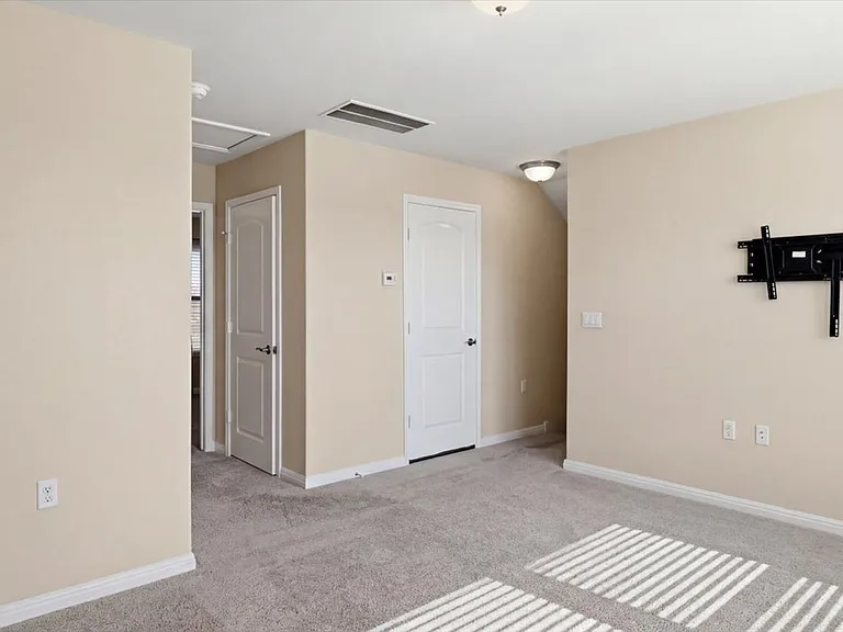 816 Hamilton Ln — Photo 26