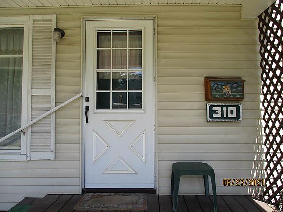 2nd image of 310 Albany Ave