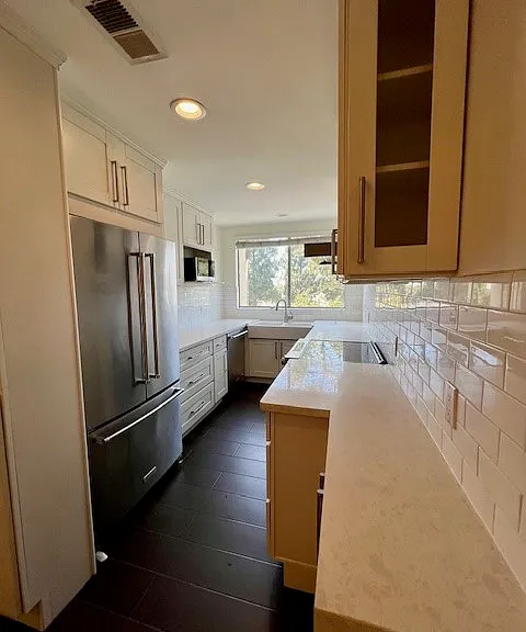 7210 Raintree Cir #210 — Photo 3