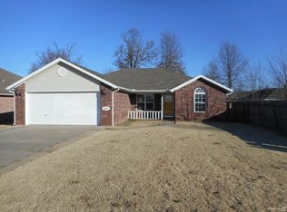 2842 Granny Smith Ave, Springdale, AR 72764
