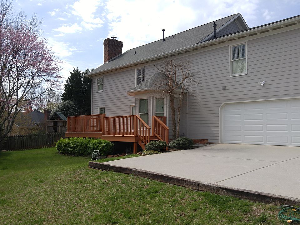 2nd image of 1049 Paddington Rd