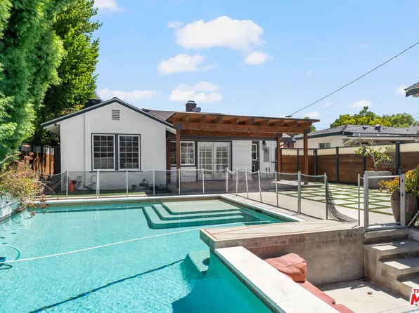 22417 Dolorosa St, Woodland Hills, CA 91367