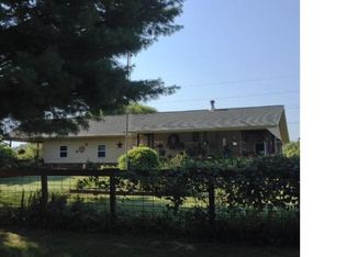 11054 Wine Hill Rd, Steeleville, IL 62288