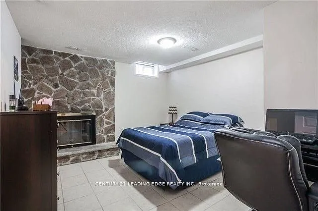 298 Hoover Dr — Photo 6
