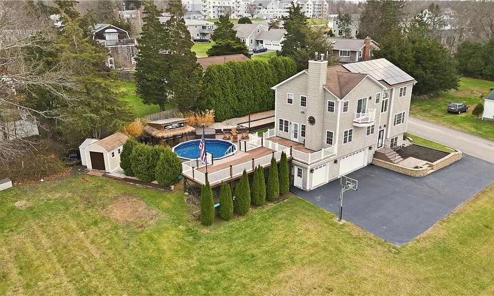 1st image of 42 Lewis St