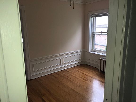5th image of 3854 Jerome Ave #2R