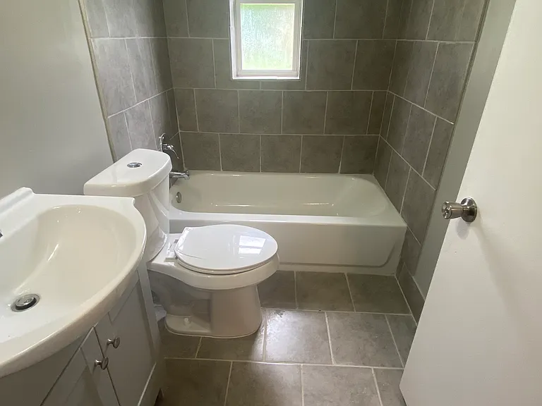 4301 Fredericks Ave — Photo 12
