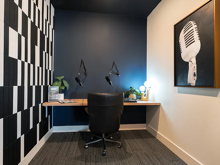 Aspire | Podcast Room