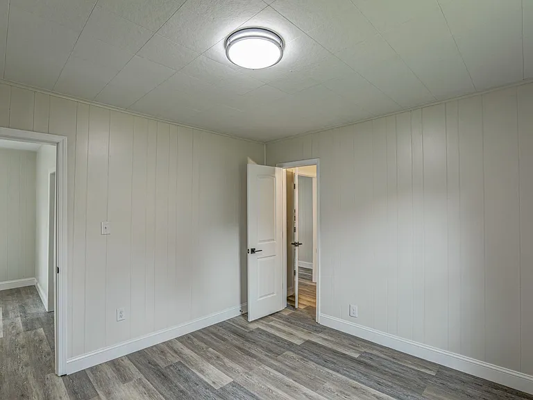 124 Harber Ln — Photo 21