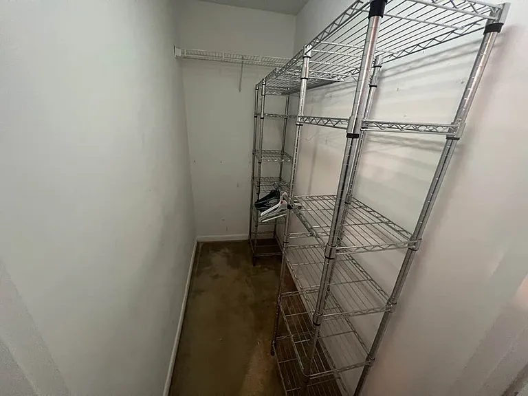 1411 Collegiate Cir #103 — Photo 17