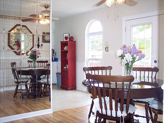 Dining Rm