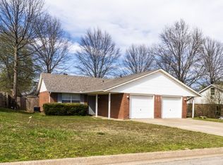 2421 W Olrich St, Rogers, AR 72758