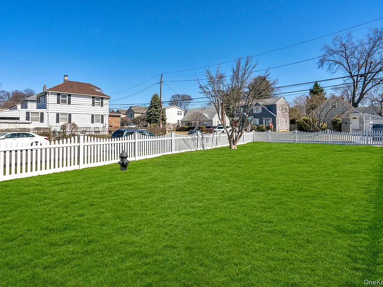 25 Miller St — Photo 16
