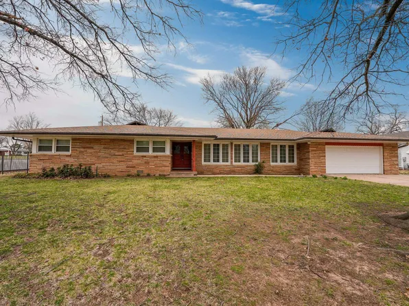 1740 W 3rd Ave, El Dorado, KS 67042