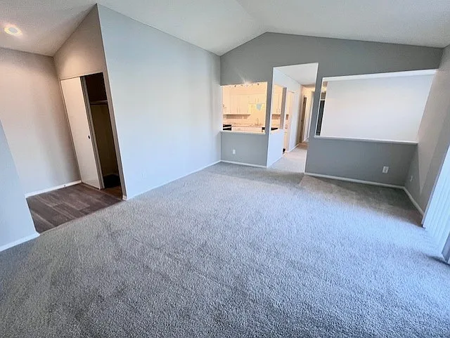 Harbour Club Apartments — Photo 63