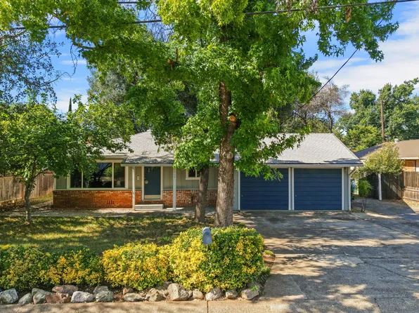 1064 Ledell Dr, Redding, CA 96002