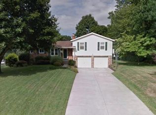 3382 Mark Ln, Barberton, OH 44203