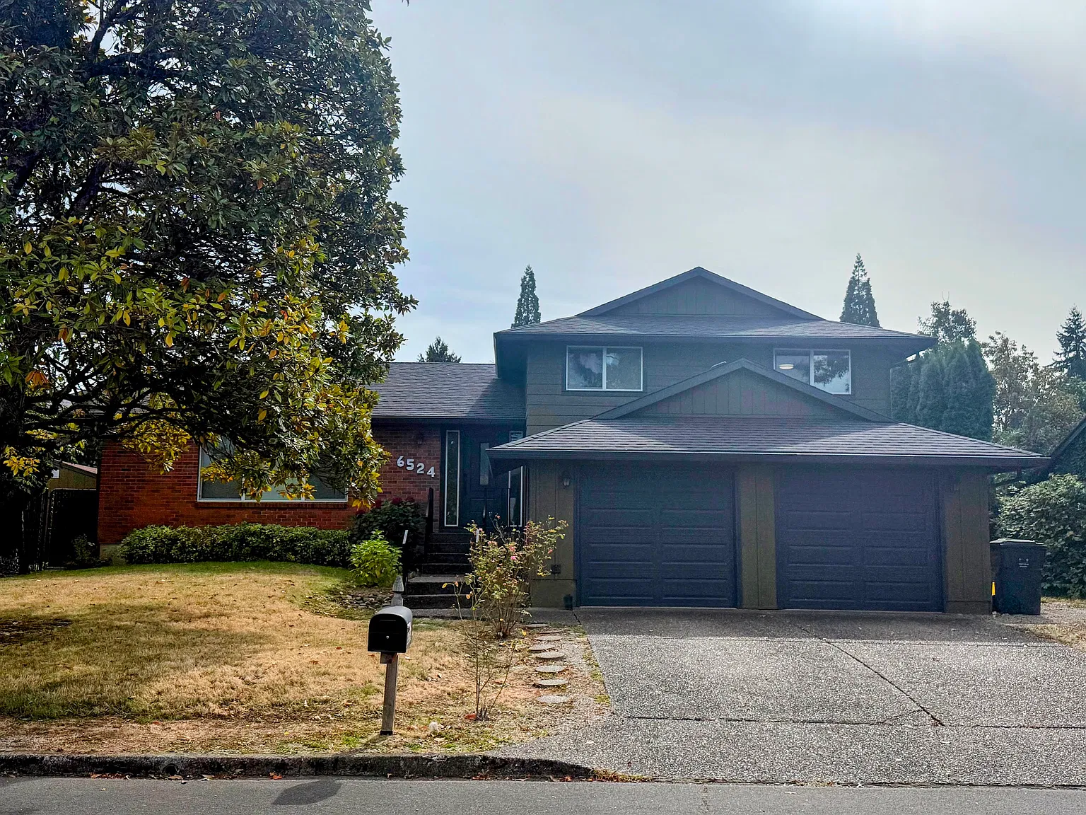 4 bed, 2194 sqft, $3,750 — Photo 3