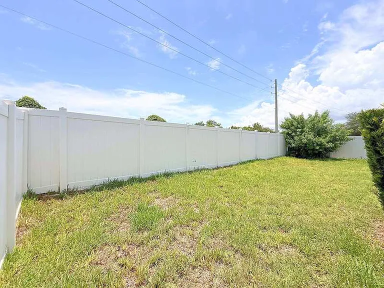 8222 Willow Beach Dr — Photo 22